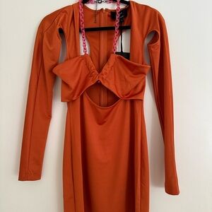 Elegant Orange Long-Sleeve Dress